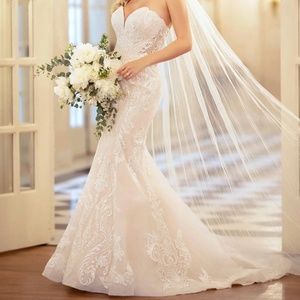 Unworn Stella York Dress